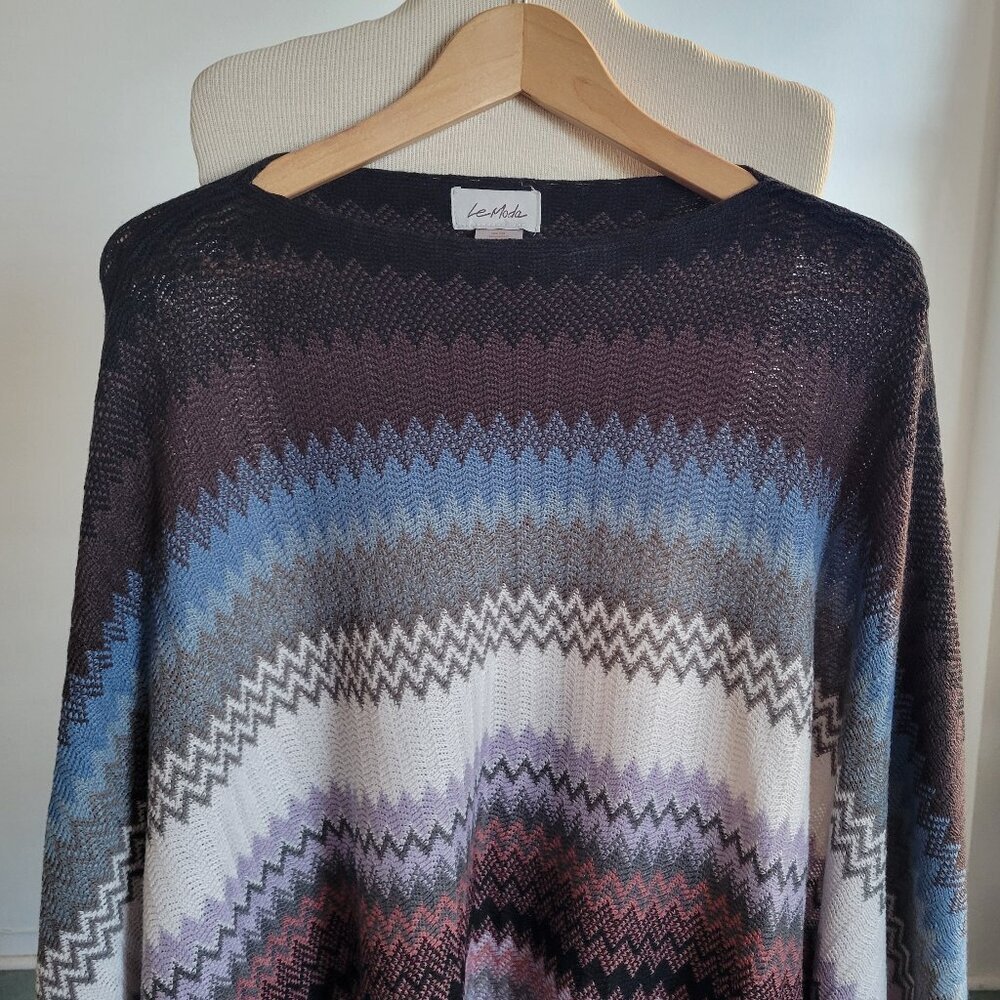 CLEARANCE - Le Moda Zig Geometric Fringe Multi-colored Poncho (S: One Size)